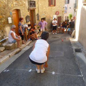 boules-carre-haut-de-cagnes