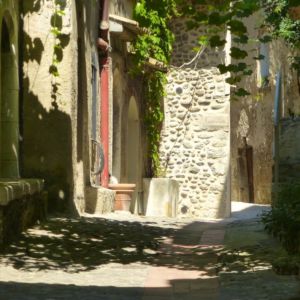 cagnes-winding-lanes