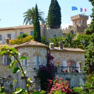 haut-de-cagnes-flags