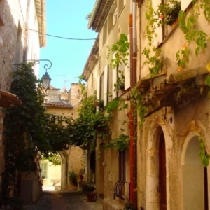 haut-de-cagnes-lane